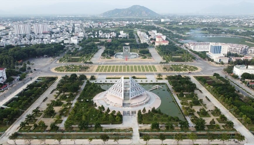 Diện tích tỉnh Ninh Thuận cũng khá rộng