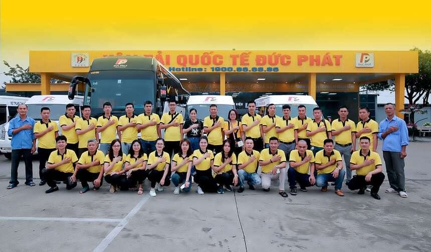 Đội ngũ nhân viên có kinh nghiệm lâu năm, thân thiện với khách hàng