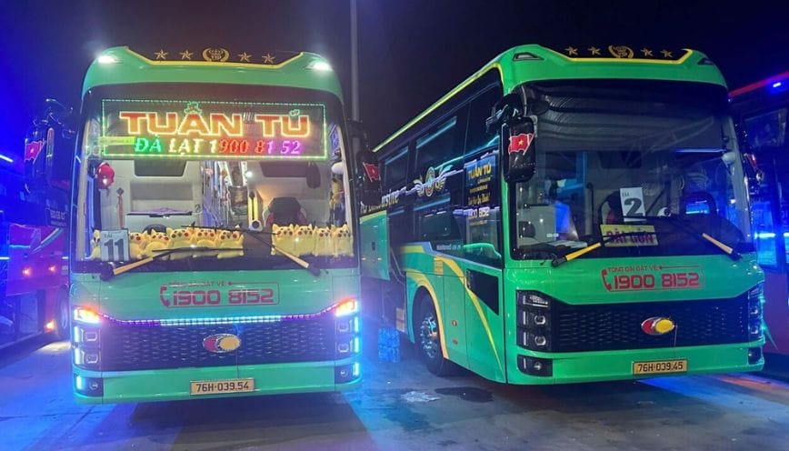 Đội ngũ nhân viên nhà xe chuyên nghiệp và trình độ