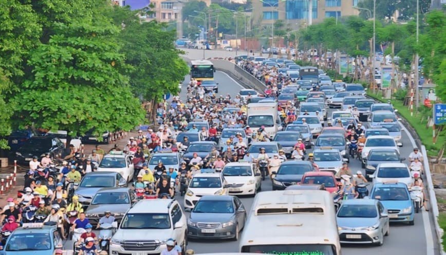 Tình trạng ùn tắc giao thông trên tuyến Thái Bình xảy ra thường xuyên