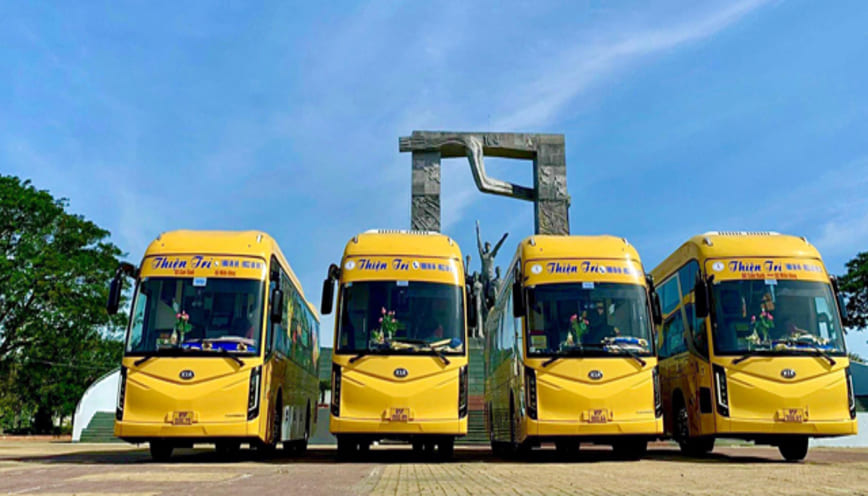 Xe đậu hàng loạt tại tuyến Sài Gòn - Vĩnh Hy