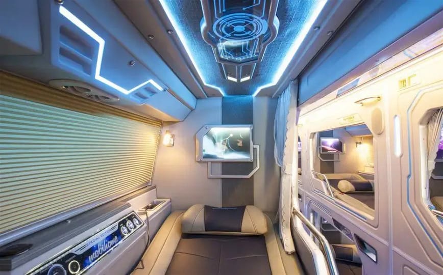 Trọng Minh với dàn xe Limousine chất lượng