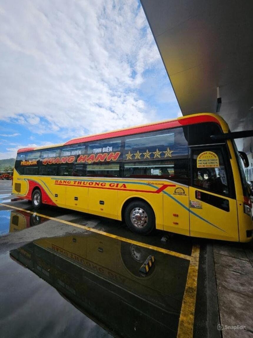 Tuyến Nha Trang - TP Hồ Chí Minh hoạt động khá sôi nổi với lượng khách hàng lớn