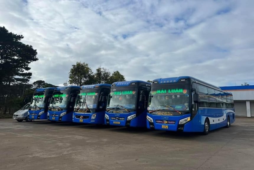 Xe khách phục vụ các tuyến đường liên tỉnh