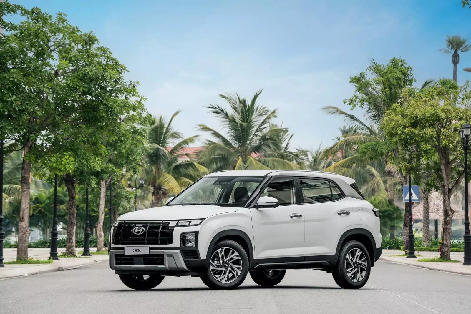 Bảng báo giá xe Hyundai Creta, mẫu SUV-B mạnh mẽ và sang trọng