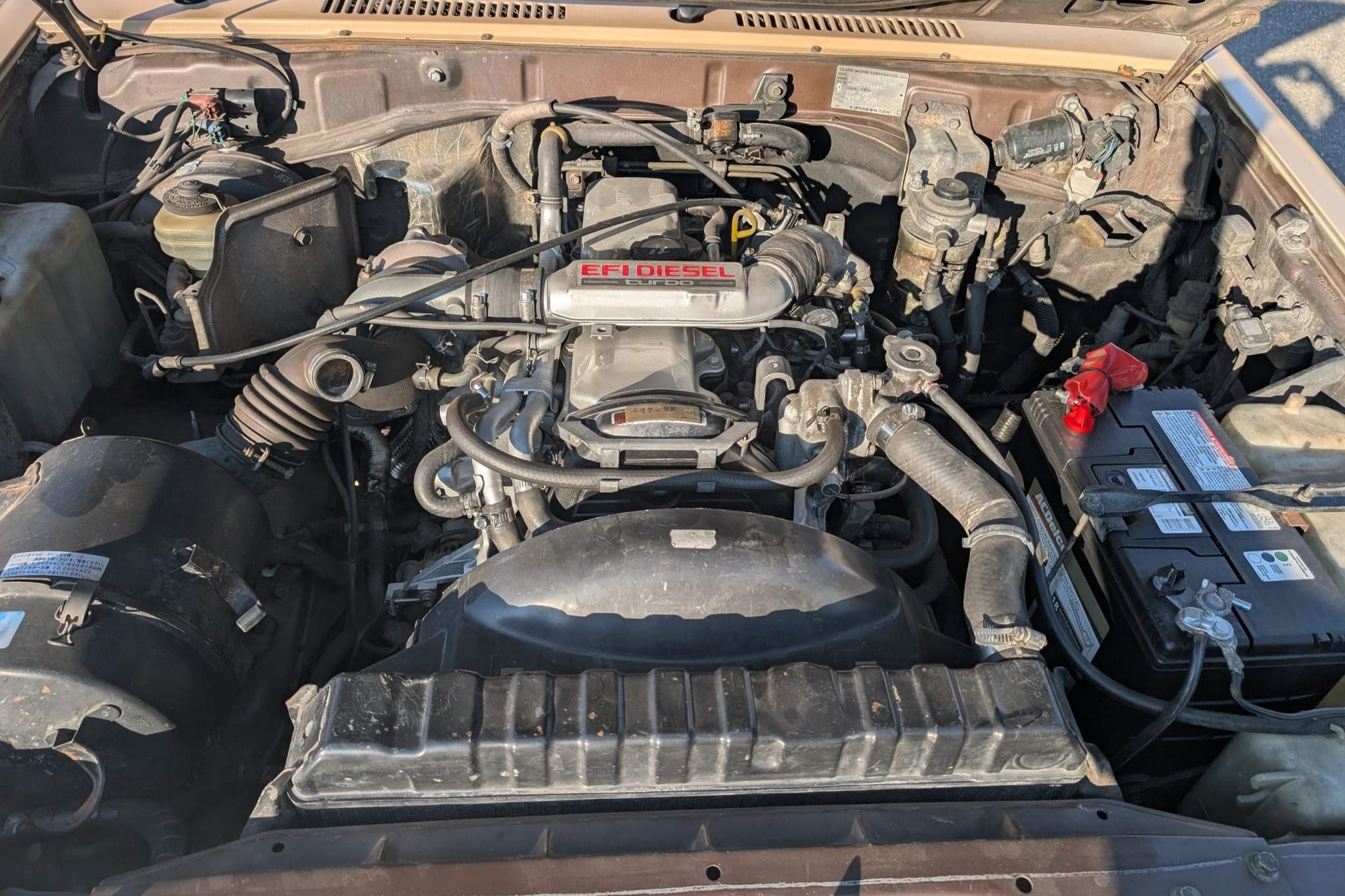 Bảng điều khiển và đồng hồ hiển thị trên Toyota Land Cruiser Prado