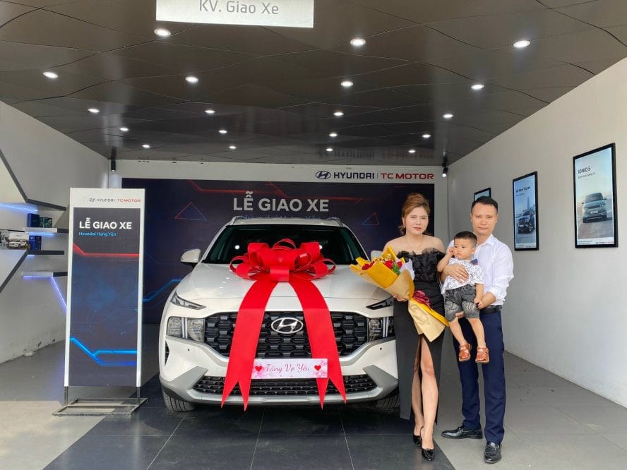 Bảng giá chi tiết các phiên bản Hyundai SantaFe 2024, hỗ trợ người mua nắm bắt giá xe SantaFe 2024.