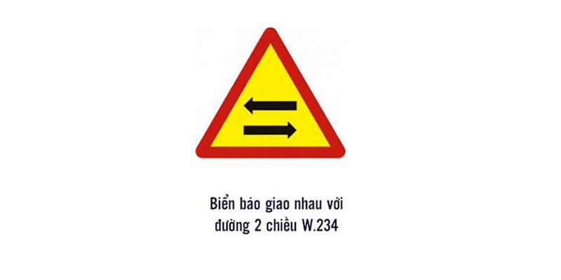 Biển báo giao nhau với đường hai chiều W.234 hình tam giác