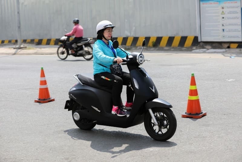 Biển báo giao thông tốc độ tối đa 40km/h áp dụng cho xe 50cc