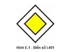 Biển báo I.401 bắt đầu đường ưu tiên trên tuyến đường vận chuyển của xe tải van