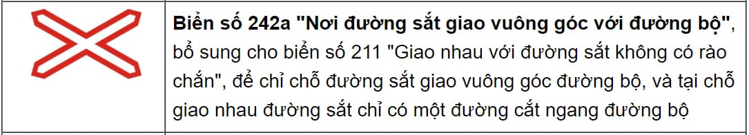 Biển báo nguy hiểm đường có vật liệu rời, yêu cầu người lái xe tải van giảm tốc độ.