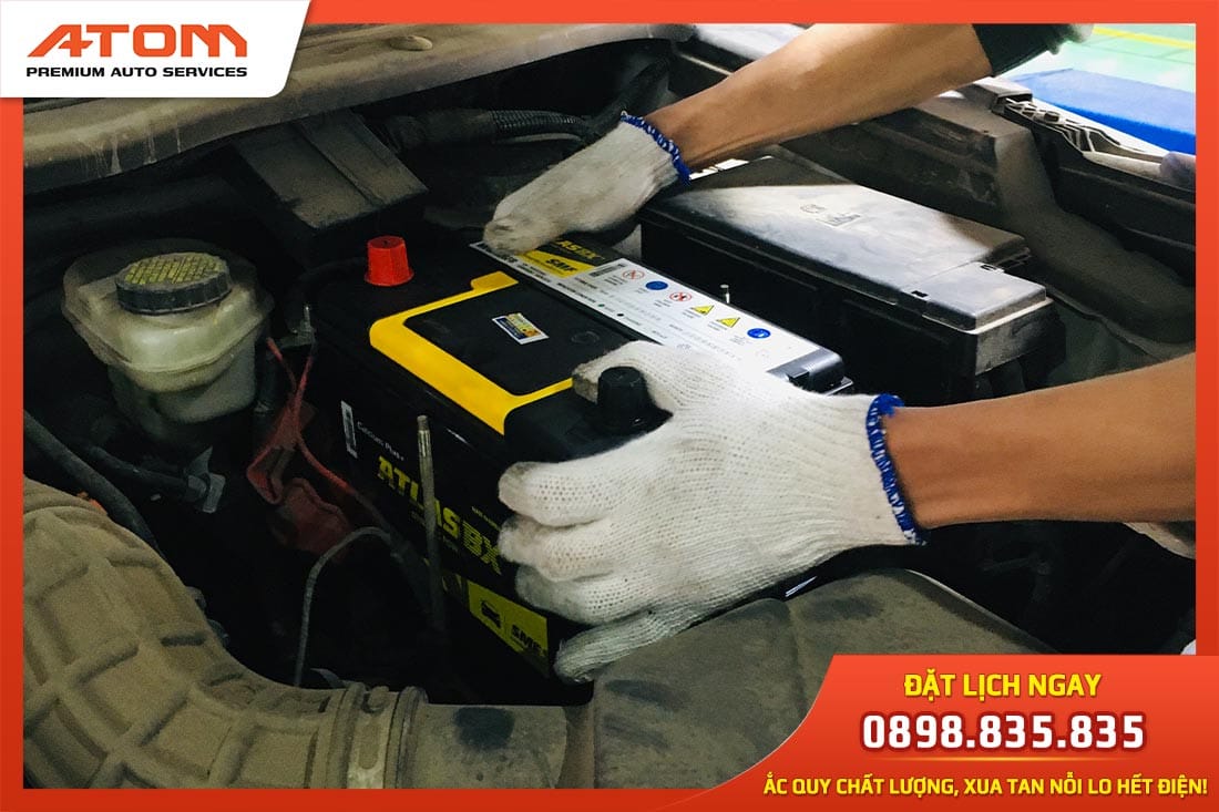 Bình ắc quy thay thế cần đảm bảo các thông số kỹ thuật và kích thước đạt yêu cầu của nhà sản xuất xe