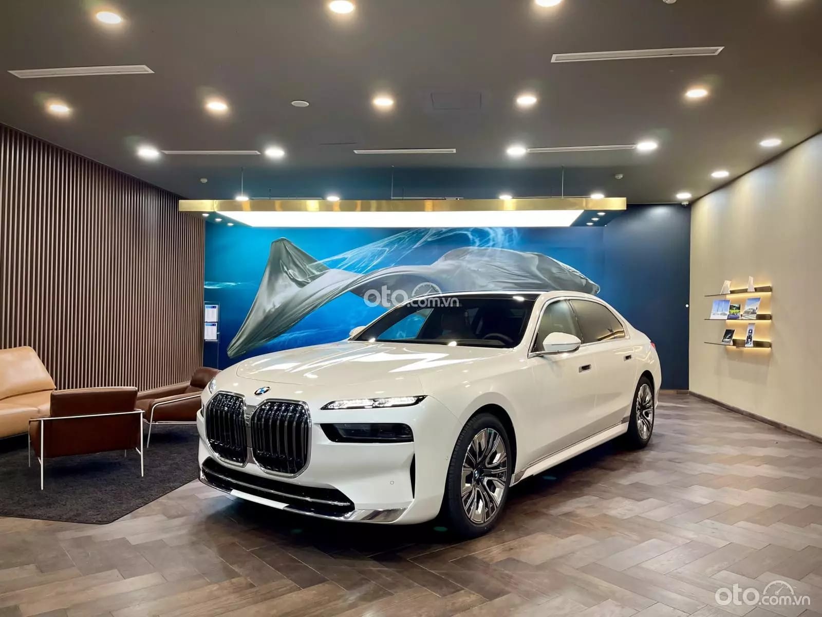 BMW 7-Series sedan cao cấp