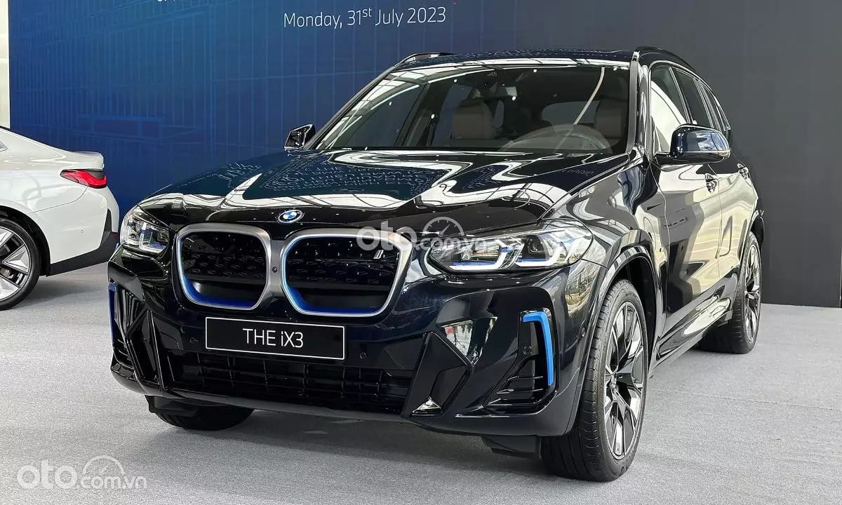BMW iX3 xe điện gầm cao