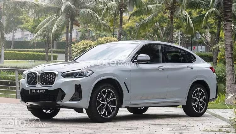 BMW X4 SUV coupe