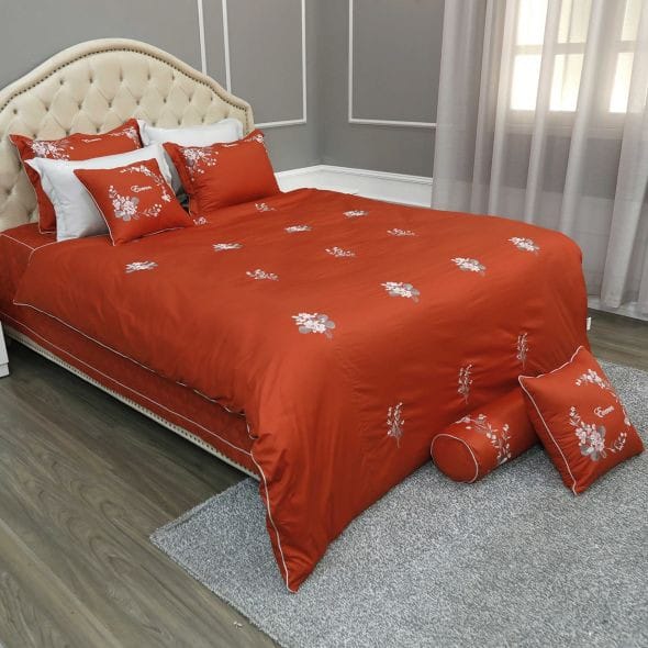 Bộ chăn bốn mùa màu cam đậm, lựa chọn lý tưởng cho người tuổi Đinh Tỵ