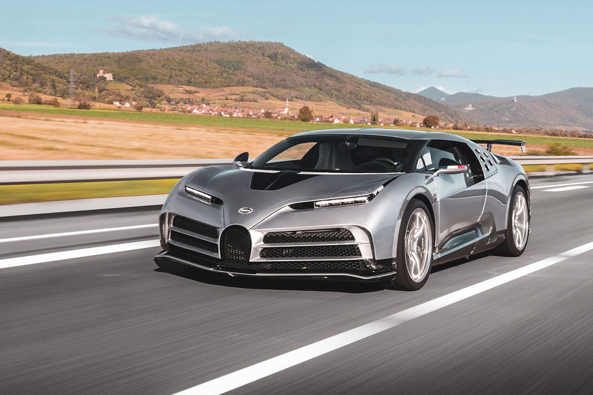 Bugatti Centodieci, một trong các loại siêu xe giới hạn của Bugatti