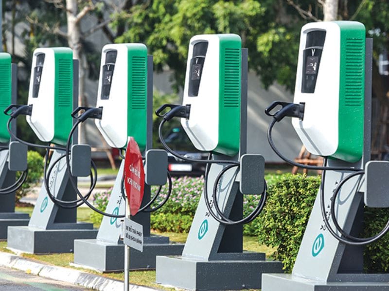 Các loại trạm sạc xe máy điện Vinfast tiện lợi