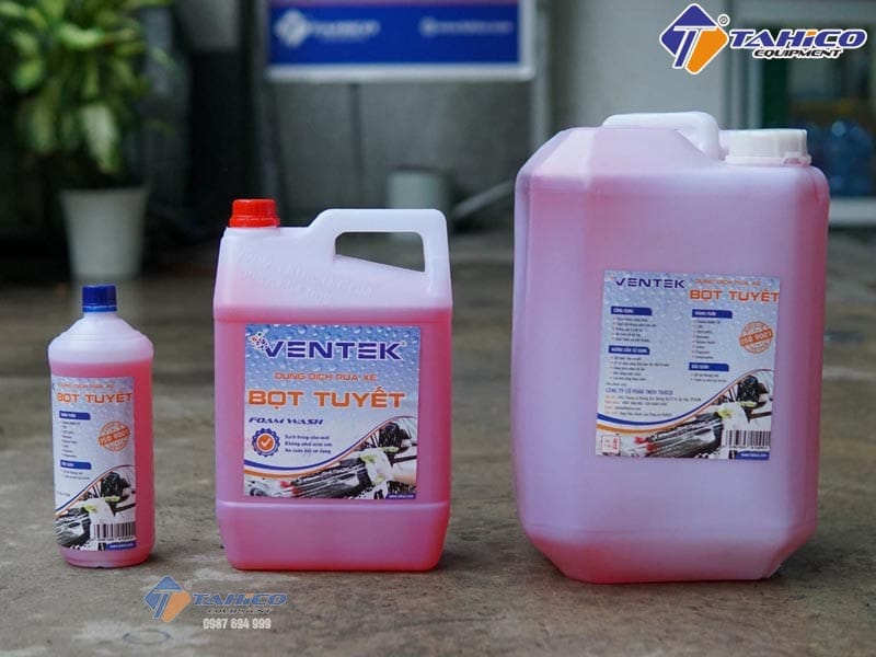 Các loại xà bông rửa xe bọt tuyết chuyên dụng cho xe ô tô
