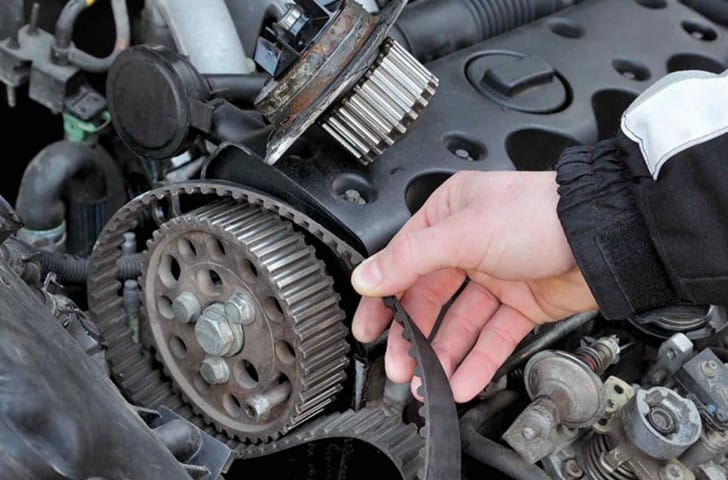 Các ứng dụng đa dạng của dây curoa trong hệ thống vận hành của xe ô tô hiện đại.