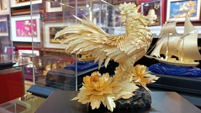 Các vật phẩm phong thủy may mắn như cây cảnh và linh vật phù hợp với nữ sinh năm 1993, giúp cân bằng năng lượng.