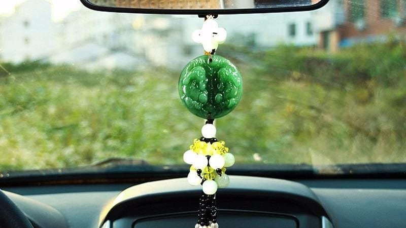 Cách hóa giải màu xe không hợp với tuổi Đinh Mão 1987 khá đơn giản thôi