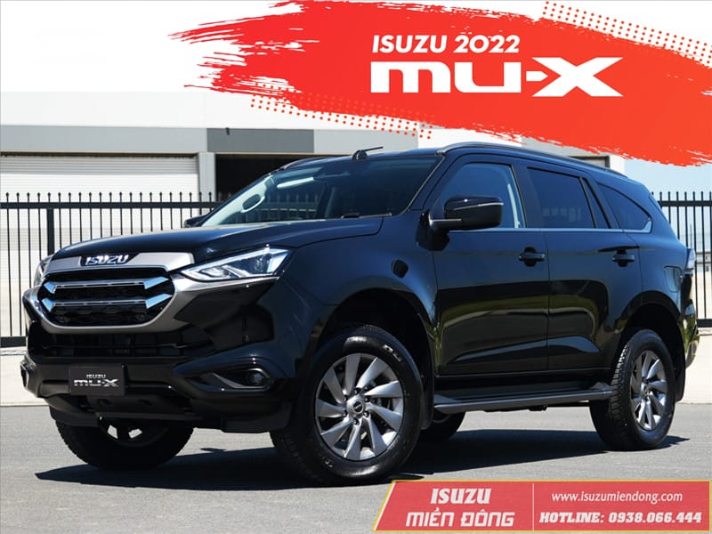 Cảm biến đỗ xe thông minh và các tính năng an toàn trên Isuzu mu-X, giúp người lái dễ dàng điều khiển.