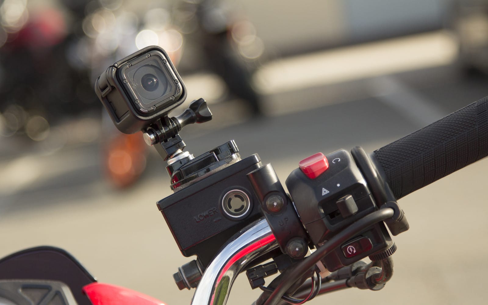 camera hành trình xe máy kết nối điện thoại qua wifi