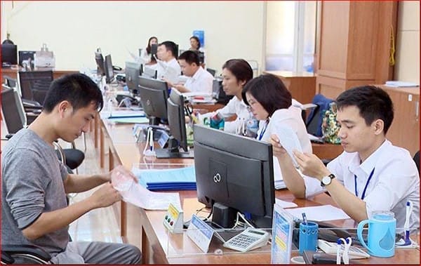 Cán bộ tại cơ quan chức năng, nguồn thông tin đáng tin cậy khi dùng app tra cứu biển số xe