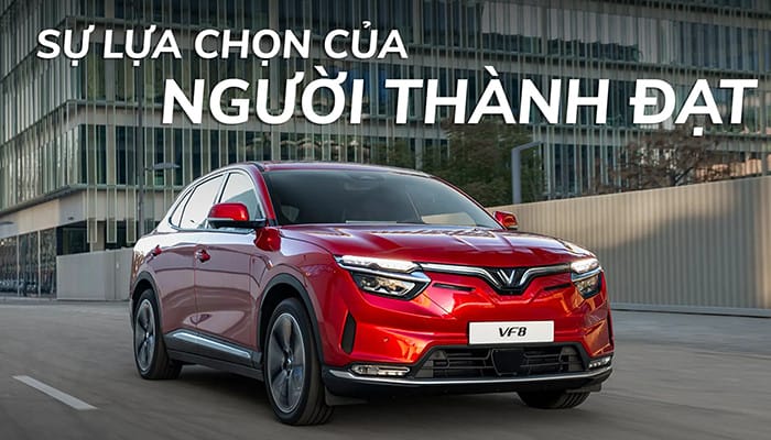 Cận cảnh phần đầu xe VinFast VF 8 phiên bản 2025, cho thấy chi tiết thiết kế và liên quan đến vinfast vf 8 giá bao nhiêu cho từng phiên bản.