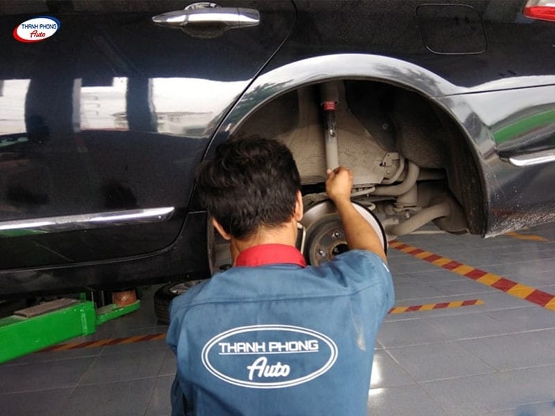Cần kiểm tra &amp; thay mới dầu phanh