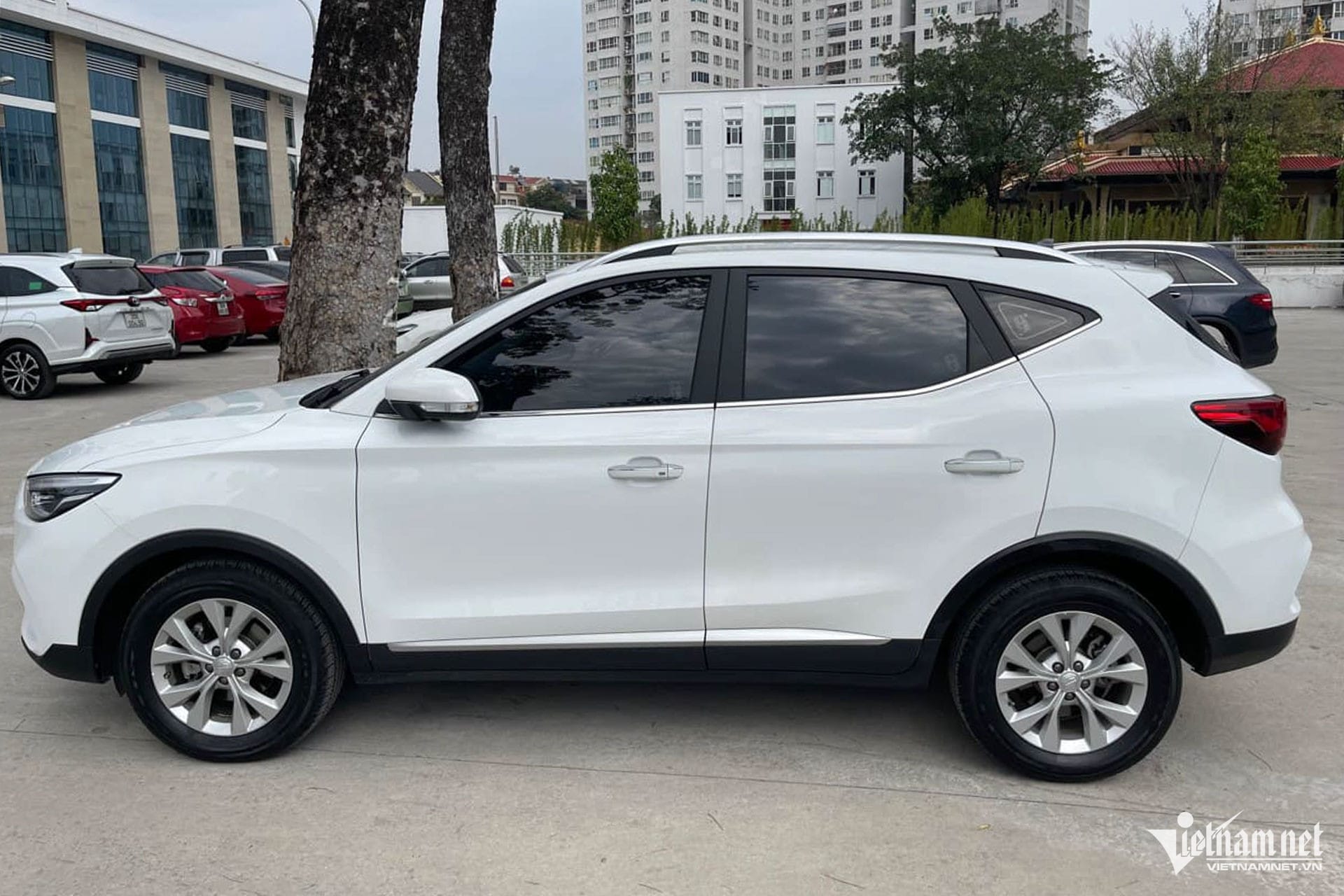 Chi tiết kích thước và không gian nội thất rộng rãi của MG ZS, một yếu tố quan trọng khi xem xét xe MG có tốt không.