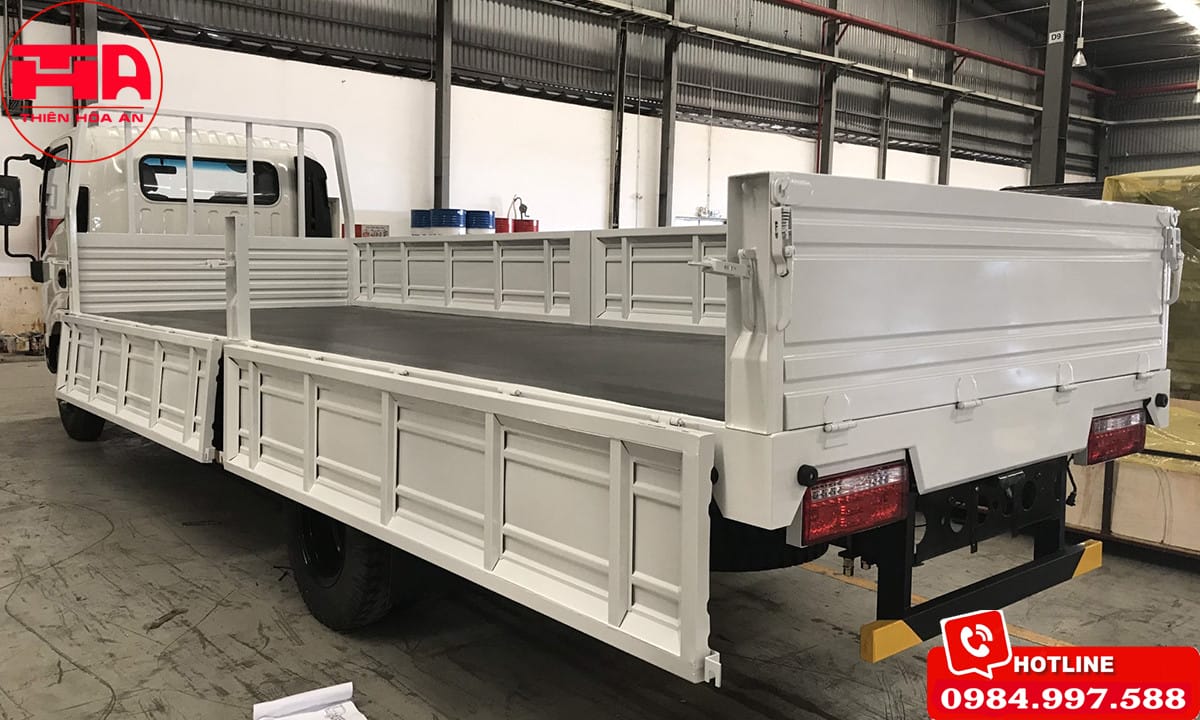 Chi tiết quy cách thùng lửng của xe tải Tera 345SL cho việc bốc dỡ hàng