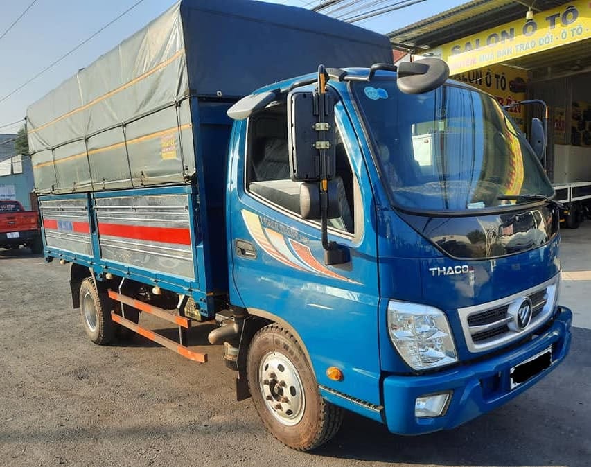 Chi tiết xe tải Thaco Ollin 3 5 tấn cũ đời 2017 màu xanh thùng bạt