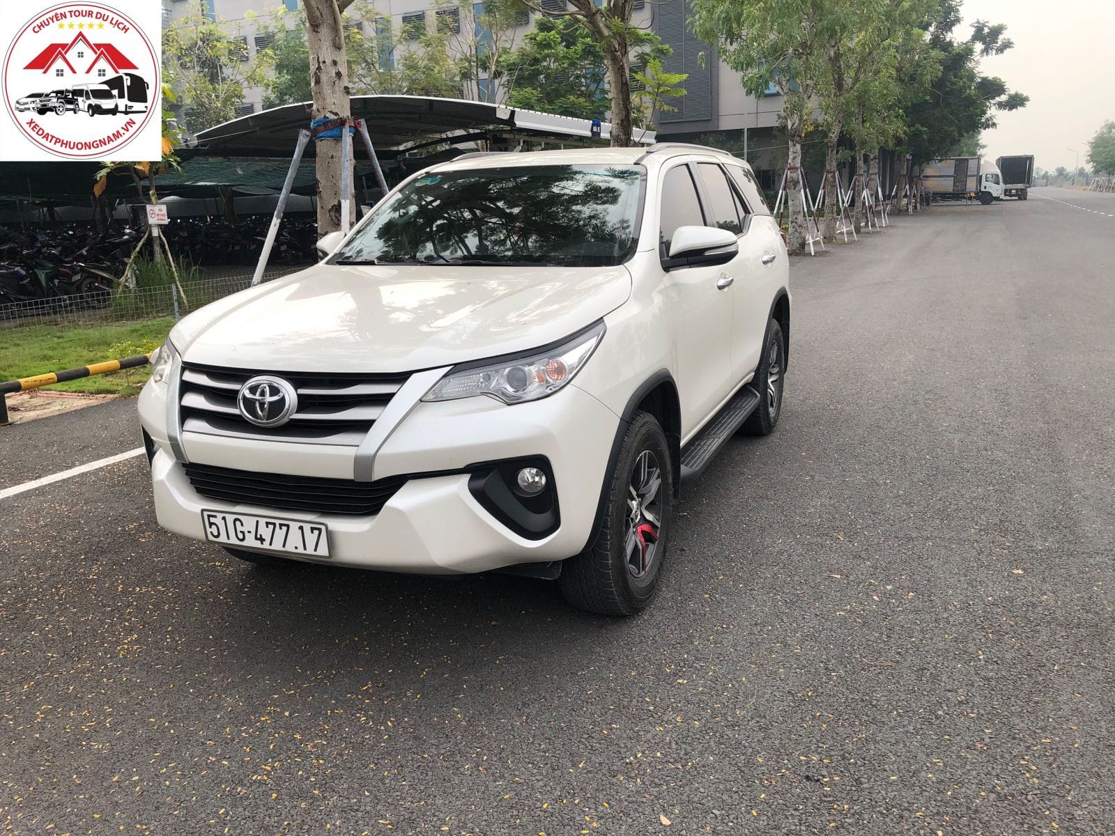 Chiếc xe 7 chỗ hiện đại sẵn sàng cho dịch vụ thuê xe tự lái tiện lợi