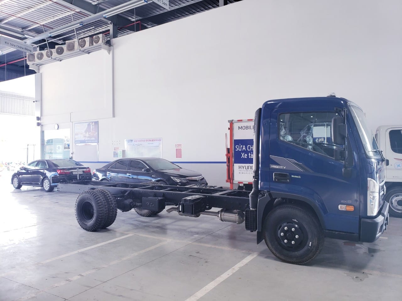 chiều dài tổng thể và sắt xi xe tải hyundai 8 tấn