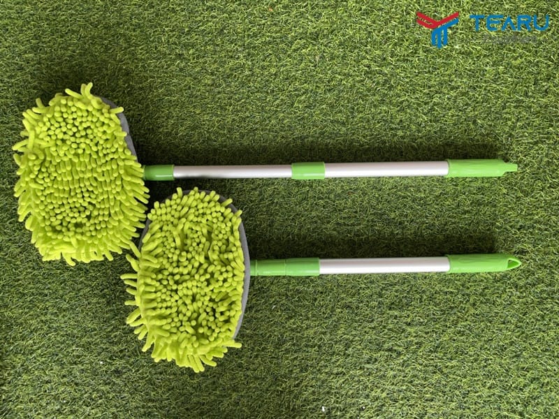 Chổi lau xe ô tô chuyên nghiệp giúp làm sạch nhanh chóng