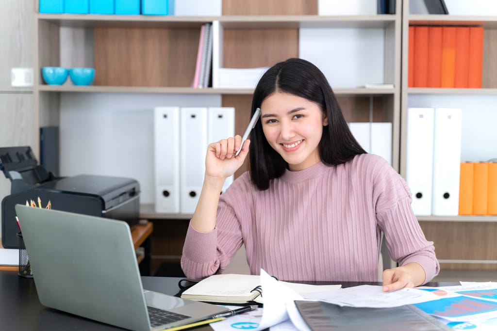 Con đường sự nghiệp nữ Ất Sửu 1985 phát triển từ tuổi trung niên