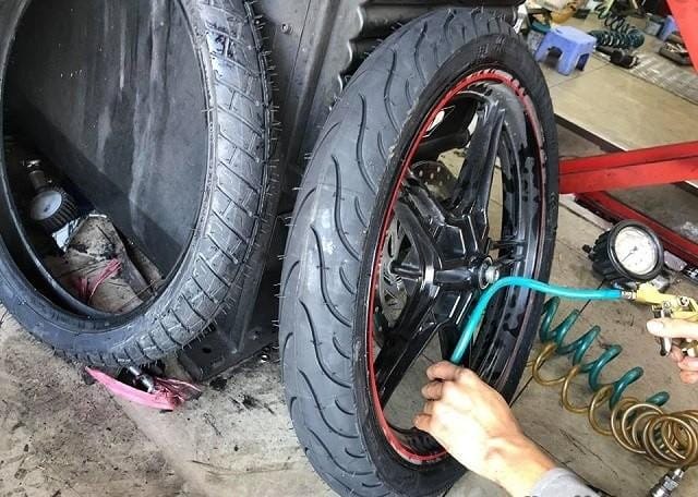 Cửa hàng sửa chữa xe máy Moto Tech