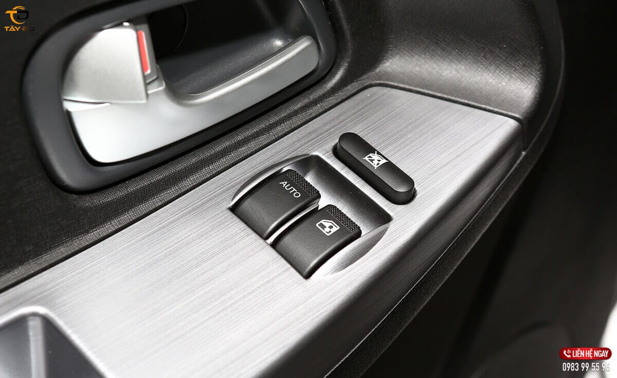 Cửa sổ chỉnh điện tiện lợi của xe tải van Tera V6