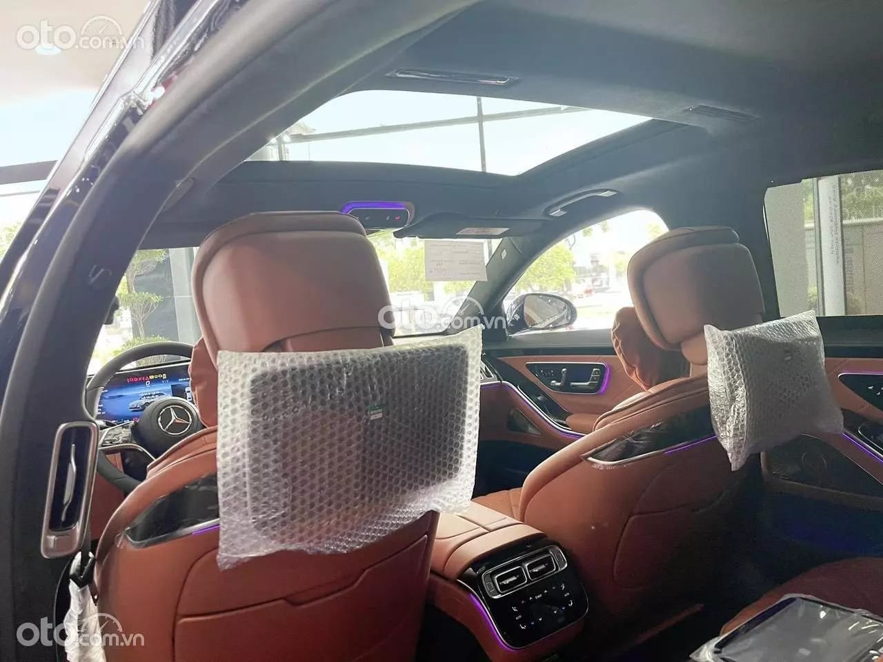 Cửa sổ trời panorama trên Mercedes-Benz S 450