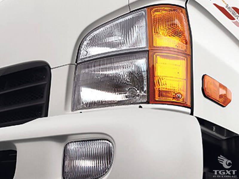 Cụm đèn pha Halogen của xe tải Hyundai 2t4