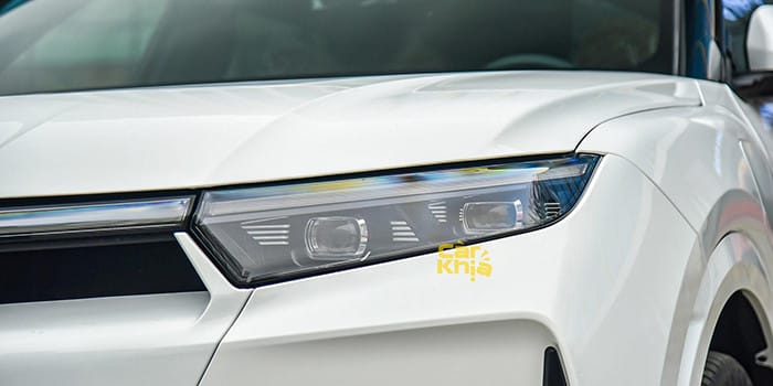 Cụm đèn pha LED Matrix thông minh của xe điện VF9