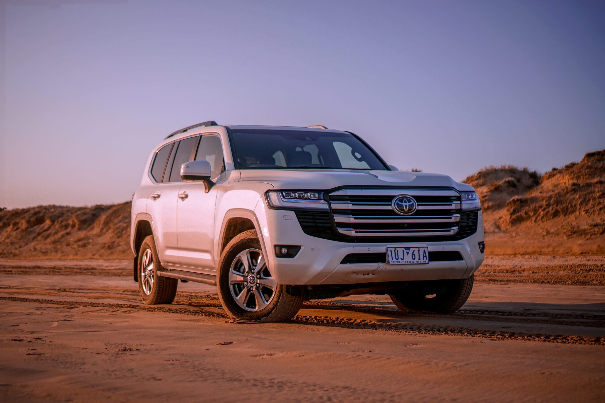 Đánh giá thiết kế ngoại thất Toyota Land Cruiser 2022