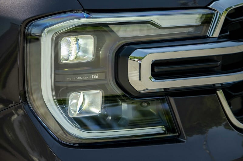 Đầu xe Ford Everest 2025