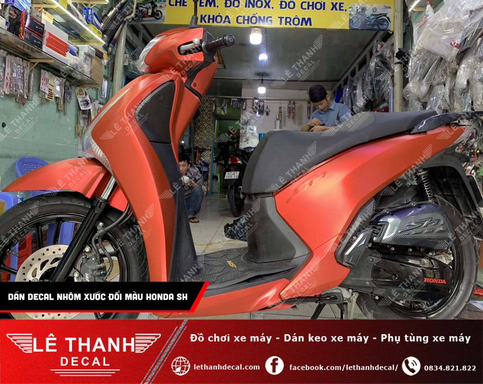 Decal nhôm xước đổi màu xe máy