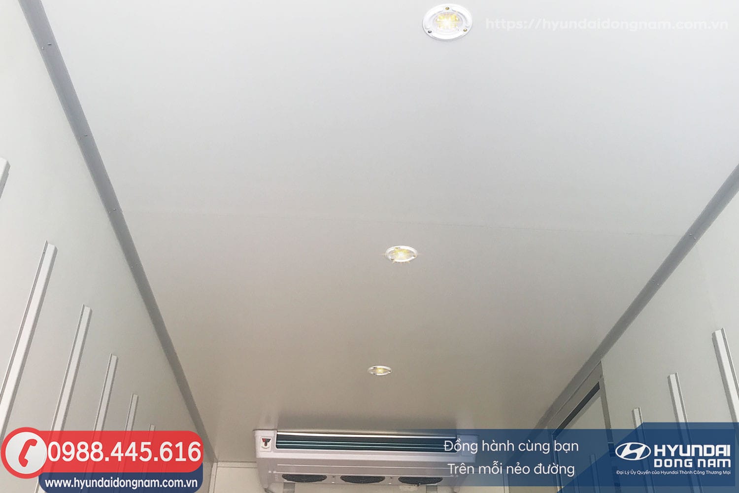 Đèn chiếu sáng nội thất thùng xe đông lạnh