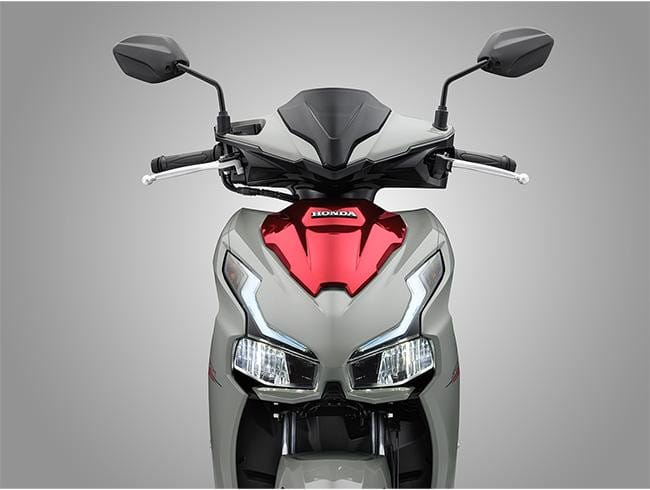 Đèn chiếu sáng phía trước luôn sáng trên xe Air Blade 2022