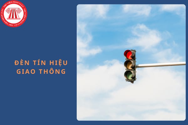 Đèn tín hiệu giao thông đang bật đỏ, minh họa hành vi không chấp hành hiệu lệnh đèn tín hiệu