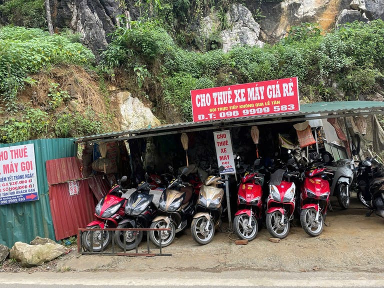Địa điểm thuê xe máy Sa Pa giá rẻ đươc nhiều người ưa chuộm.